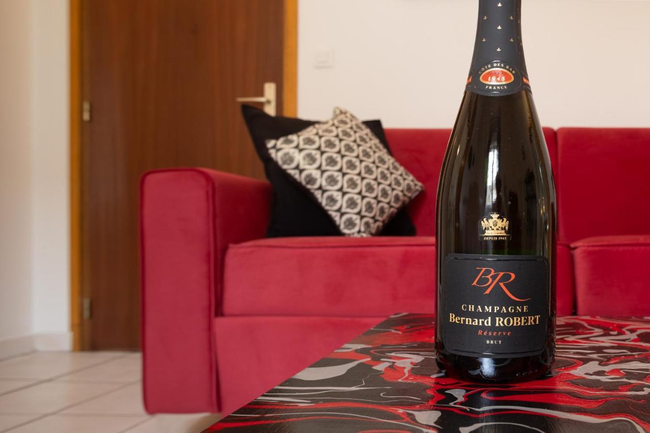 Apartament L' Art De Vivre - 3 Min Hypercentre - 4 Personnes Troyes Zewnętrze zdjęcie